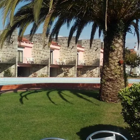 Do Cais Hotel